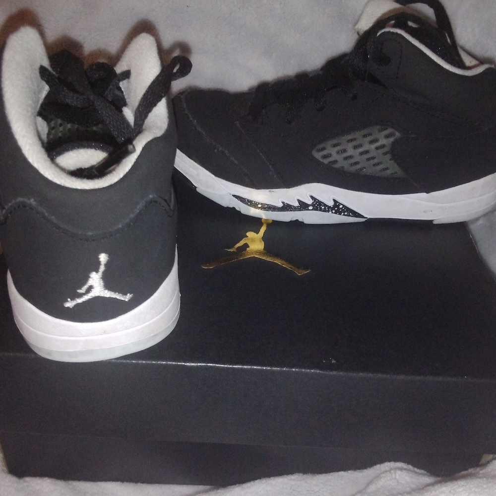 Jordans. Kids shoes.